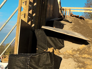 Gewapende grondconstructies van Fred van de Laar Grond- Weg- en Waterbouw BV uit Sint-Oedenrode