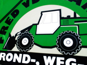 verhuur van grondverzetmachines, rupsmaterieel door Fred van de Laar Grond-, Weg-, en Waterbouw uit Sint-Oedenrode