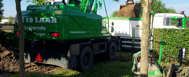 Maarheeze tuin grondwerk en straatwerk incl. bomen verplaatsen