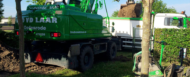 Maarheeze tuin grondwerk en straatwerk incl. bomen verplaatsen