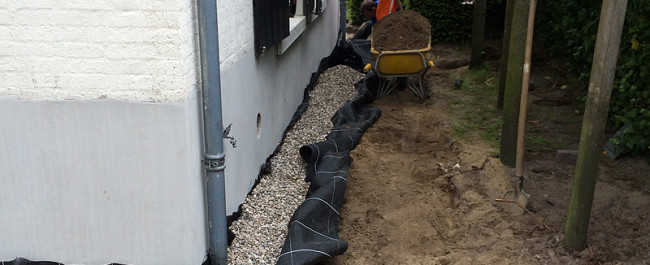 Maarheeze tuin grondwerk en straatwerk incl. bomen verplaatsen