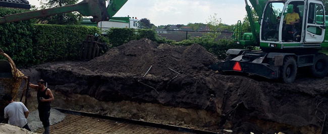 Maarheeze tuin grondwerk en straatwerk incl. bomen verplaatsen